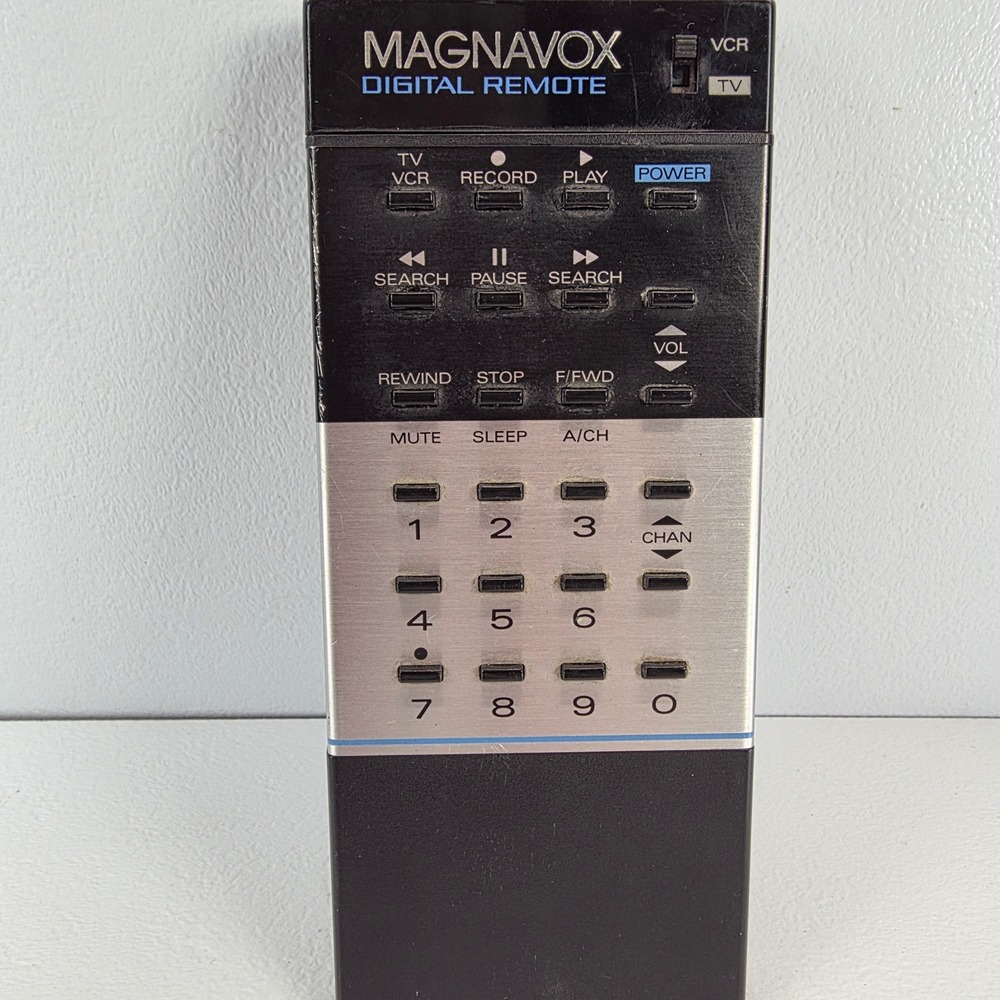 Magnavox Digital Remote Control for TV‎ VCR Vintage Black Silver